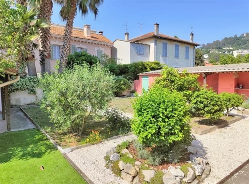 Villa zu verkaufen in Cannes-La-Bocca