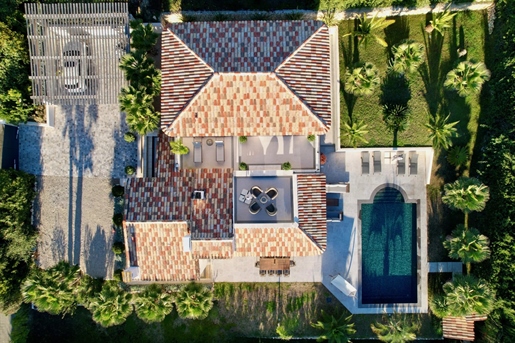 Newly renovated villa for sale near Saint Paul de Vence