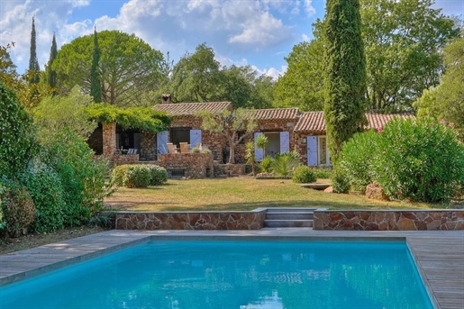 Roquebrune sur Argens Villa à vendre avec piscine
