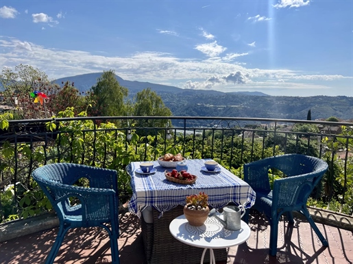 Villa te koop in Gattières met panoramisch uitzicht
