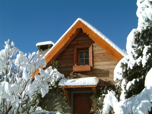 Large farmhouse for sale in the mountains of Allos for vacation rental or bed and breakfast