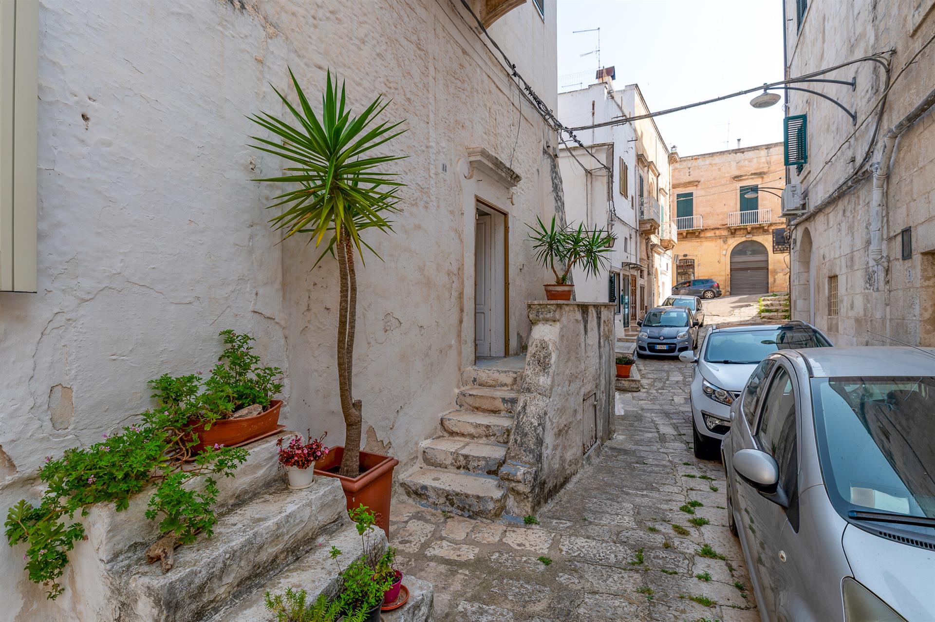 House of the Alley