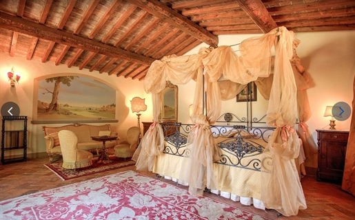 18 Bedrooms - Villa - Tuscany - For Sale - A11226rv91295
