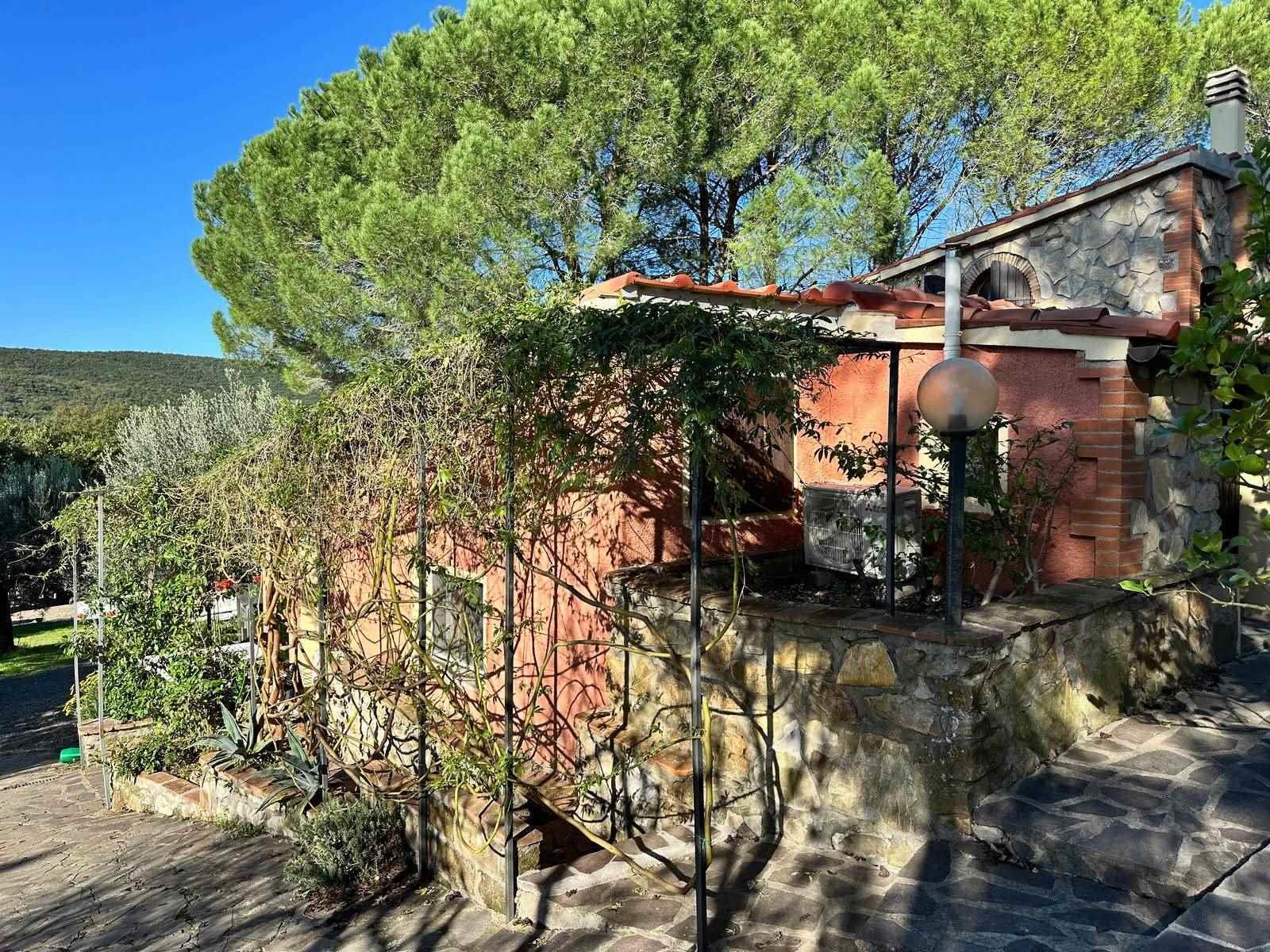 7 Bedrooms - Farmhouse - Tuscany - For Sale - A7631taa