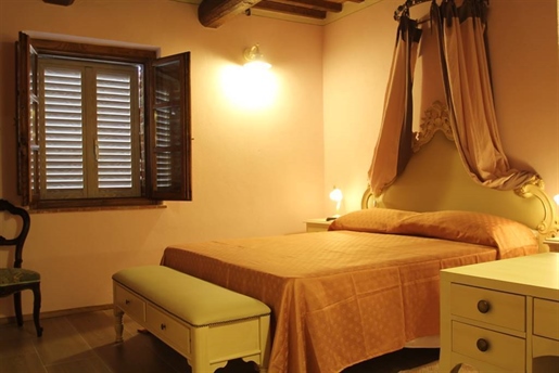 10 Bedrooms - Farmhouse - Tuscany - For Sale - A6380taa