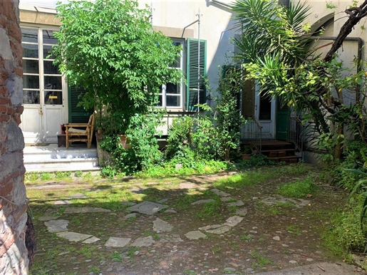 6 Bedrooms - Flat - Tuscany - For Sale - A9591lc007