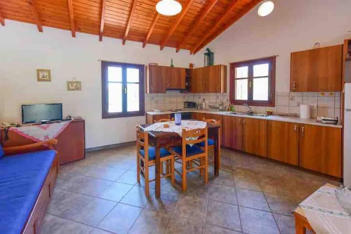 Stunning 2 Bed Villa with land For sale in Samos