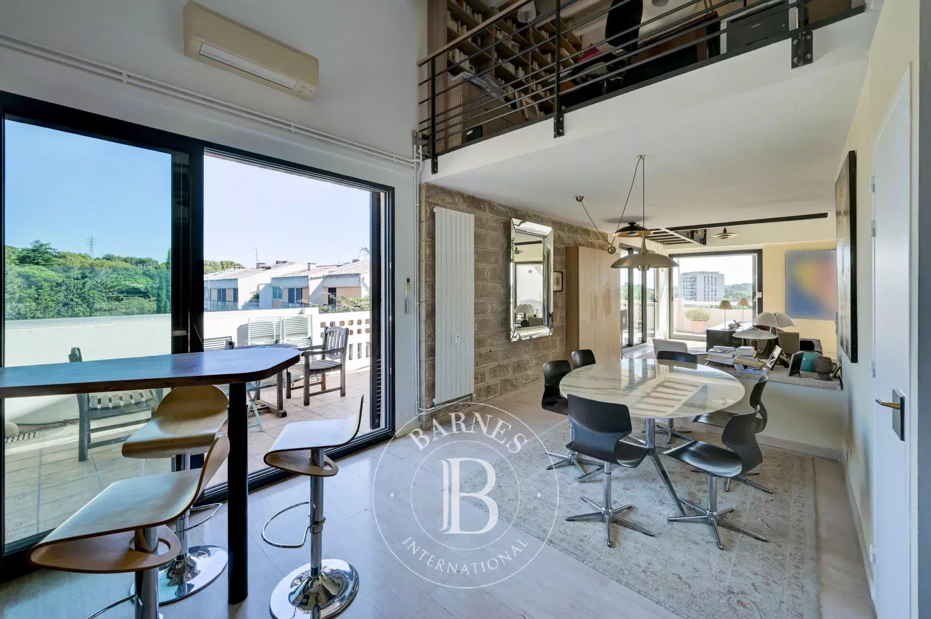Aix La Torse – Top-Floor Duplex – Two Suites – 54 M² Terrace – Double Garage – Cellar