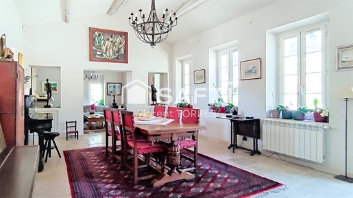 Purchase: Luxury property (83500)