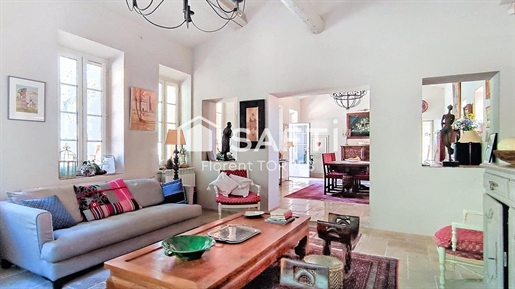 Purchase: Luxury property (83500)