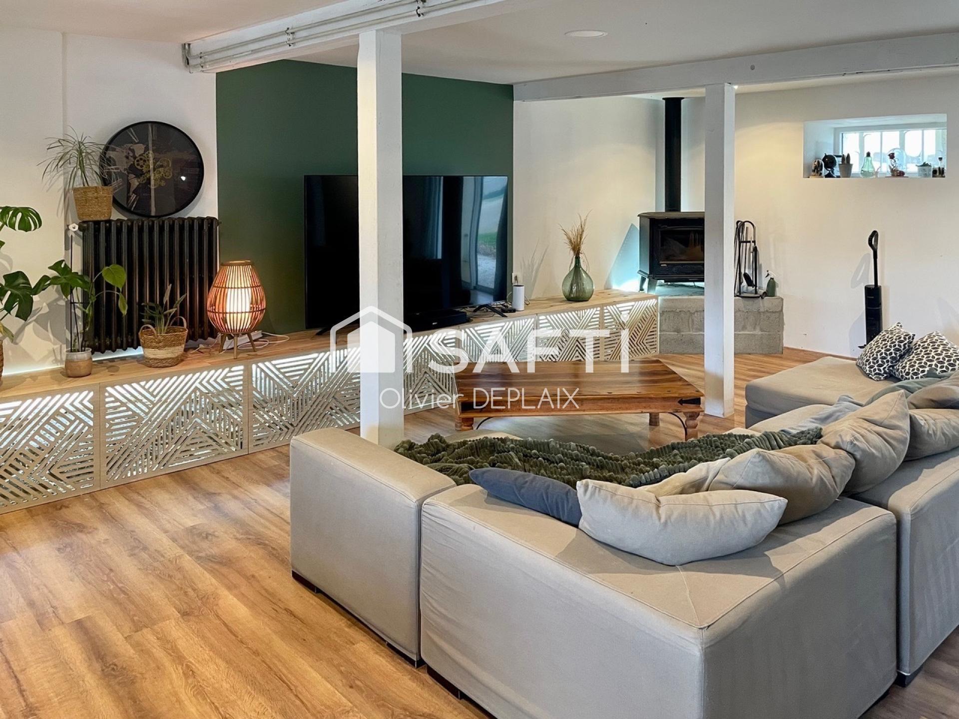 Compra: Vivenda de luxo (47600)