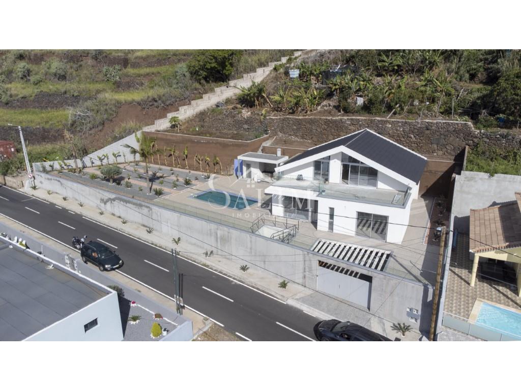 Purchase: House (9370)