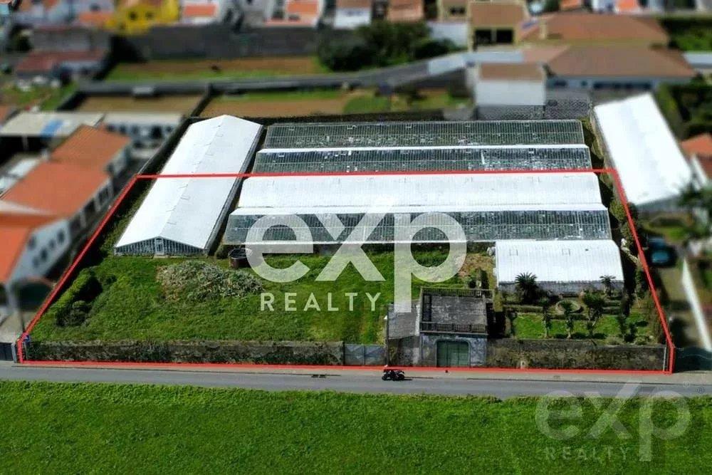 Excellent Investment Opportunity in Urban Land in Arrifes, São Miguel Island