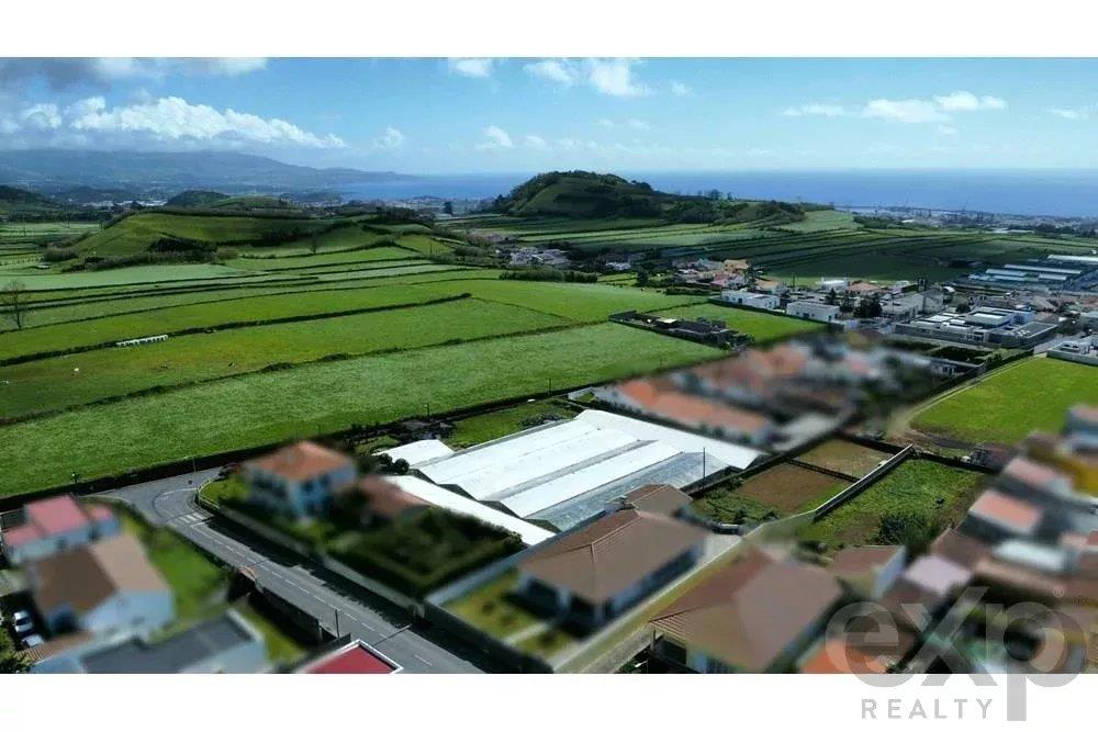 Excellent Investment Opportunity in Urban Land in Arrifes, São Miguel Island