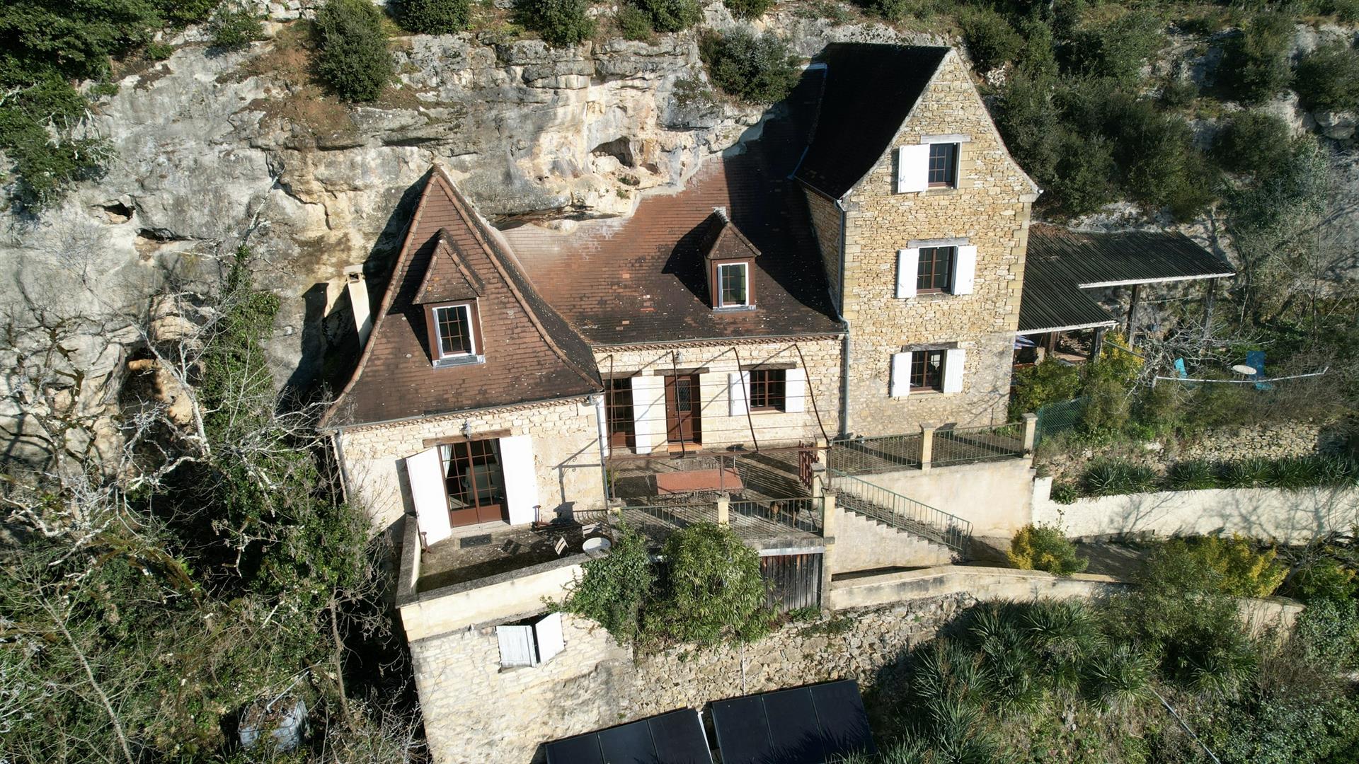 Omiljena kuća u jednom od najljepših sela u Francuskoj, sa svojim spektakularnim pogledom i prekras