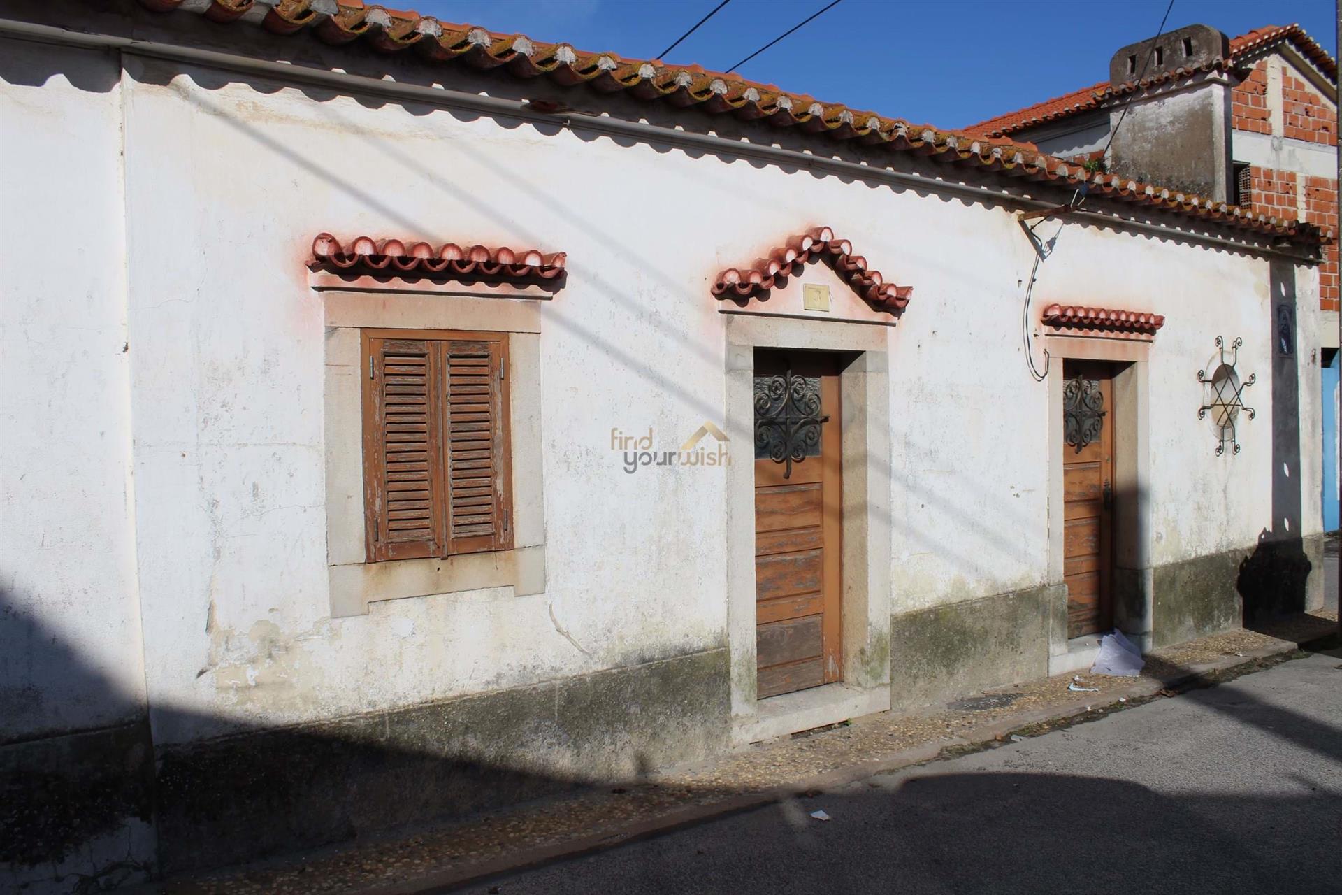 5 bedroom villa with annexes for recovery