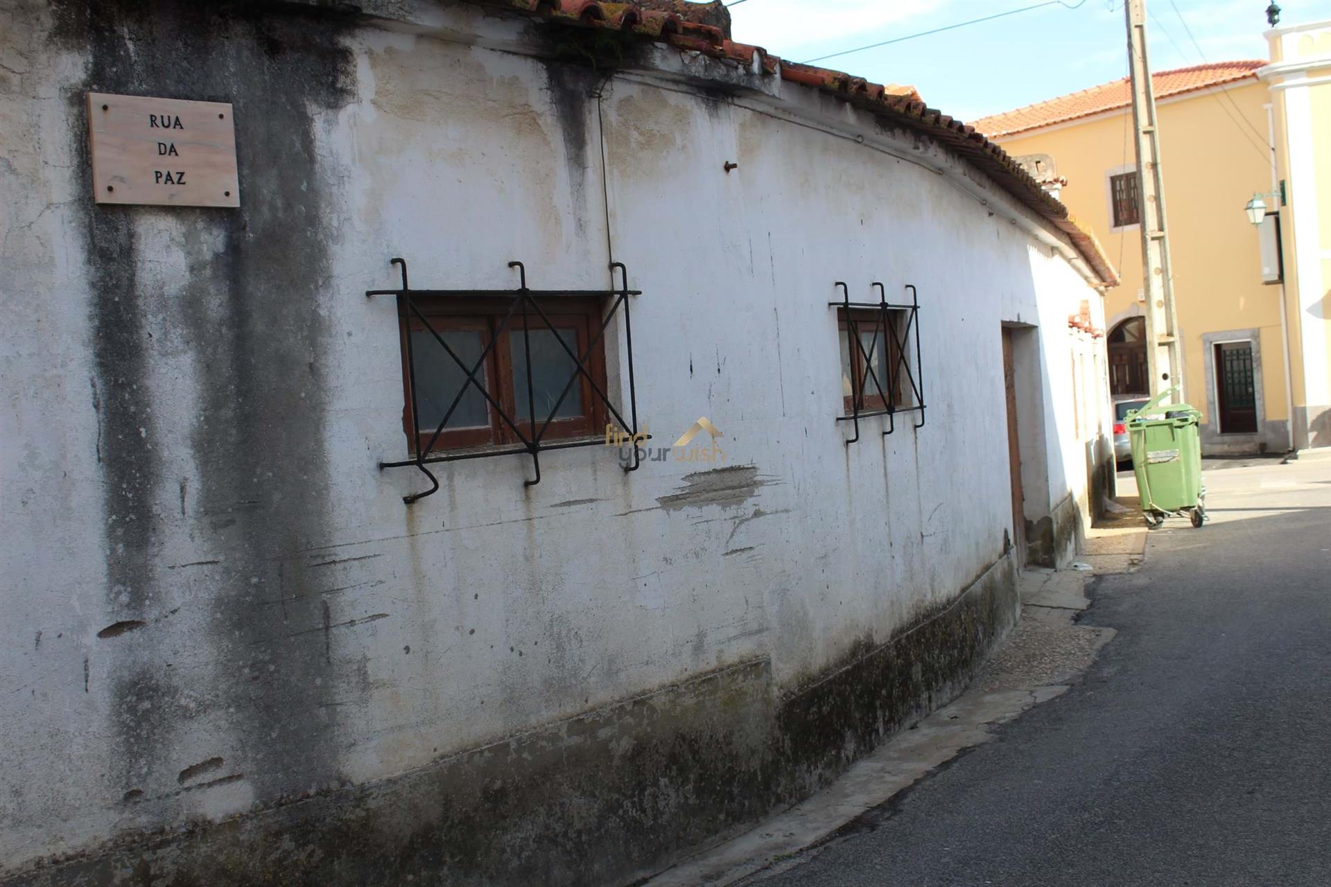 5 bedroom villa with annexes for recovery