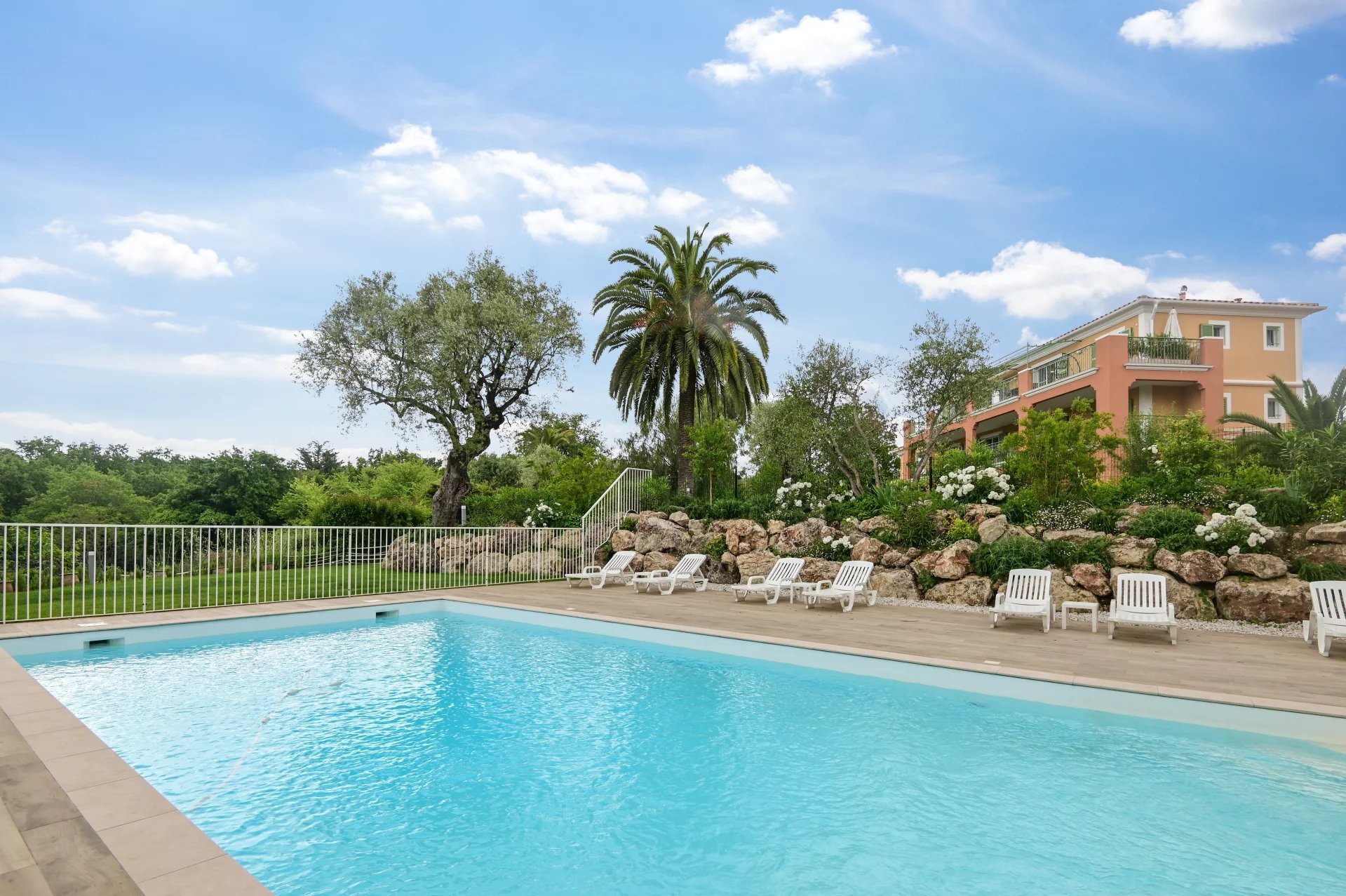 Appartement à vendre, 92m², Roquefort-les-Pins