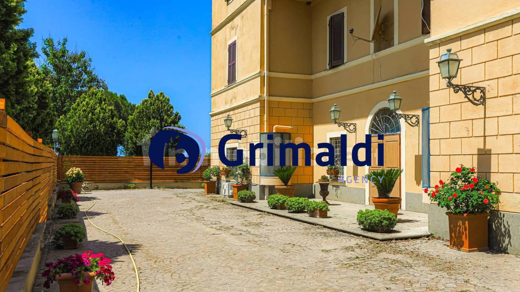Splendid Historic Villa in Tarquinia