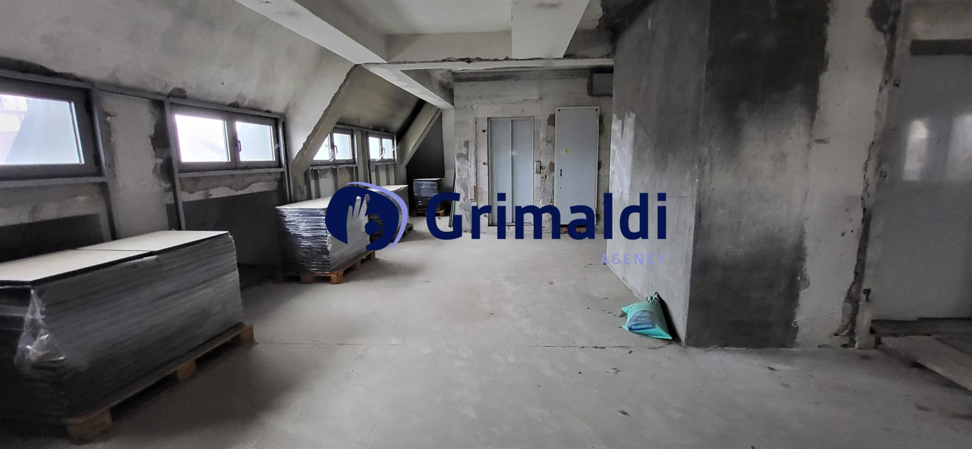 Purchase: House (13100)