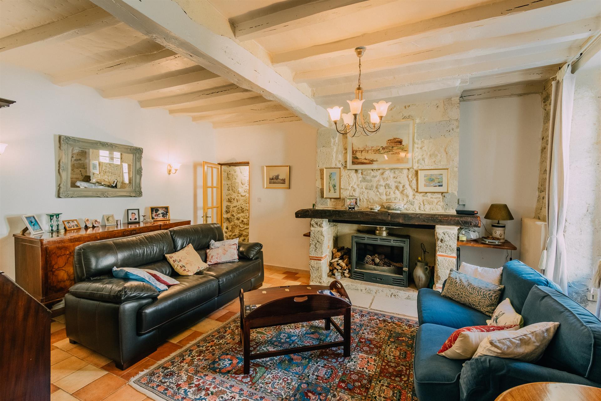 Elegant 3 Bedroom Townhouse In Historic Nérac