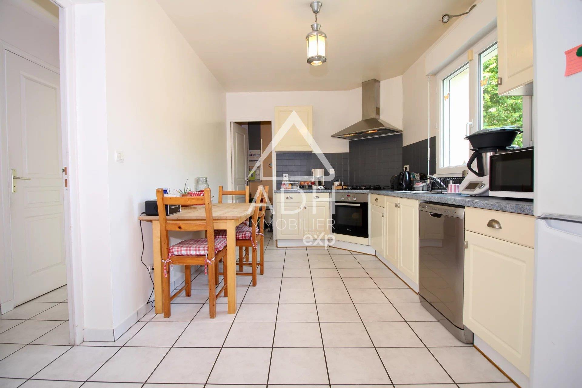 For Sale In Gambais House 5 bedrooms - 155m2