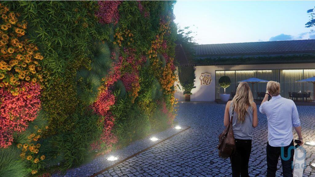 Shop / Commercial Establishment with 23 Rooms in Vila Chã de Ourique with 2845,00 m²