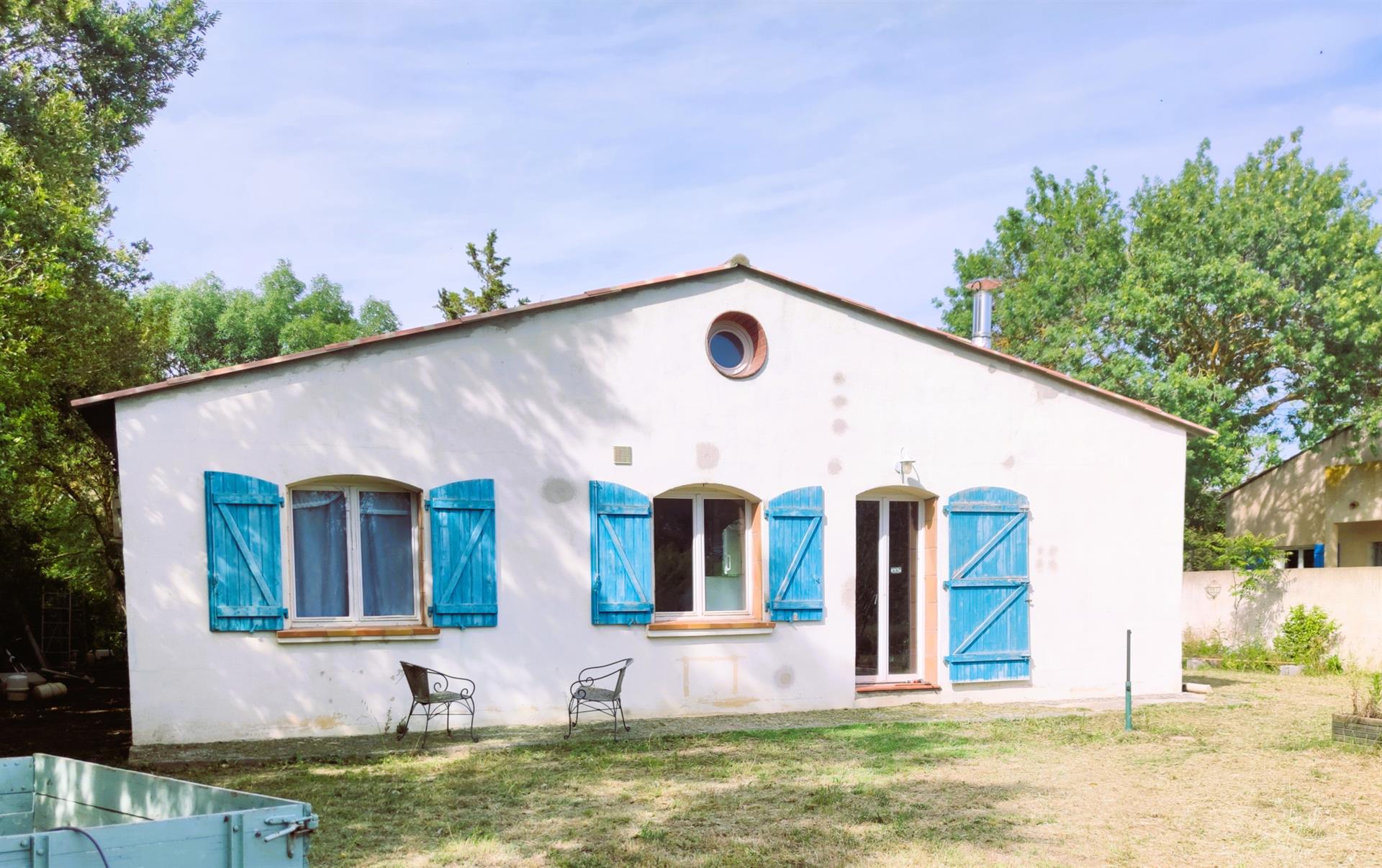 Sigean Single-Story House