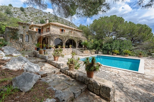 Spain - Palma de Mallorca - Villa with countryside view