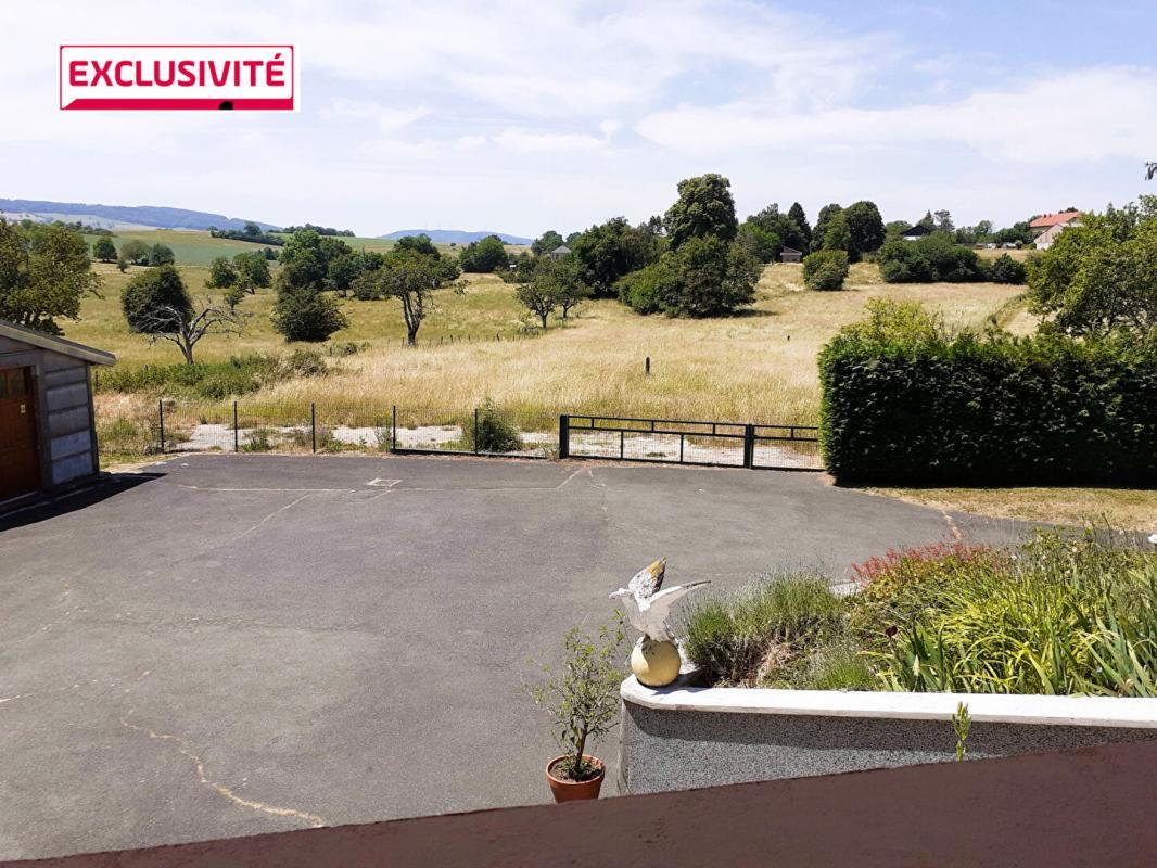 House 6 rooms 4 bedrooms Land 13740 m² in Roches lés Blamont 25310