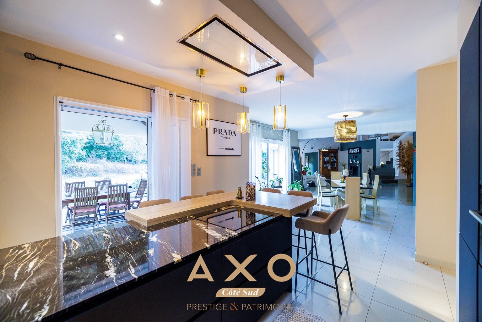 Maison à vendre, 220m², Simiane-Collongue