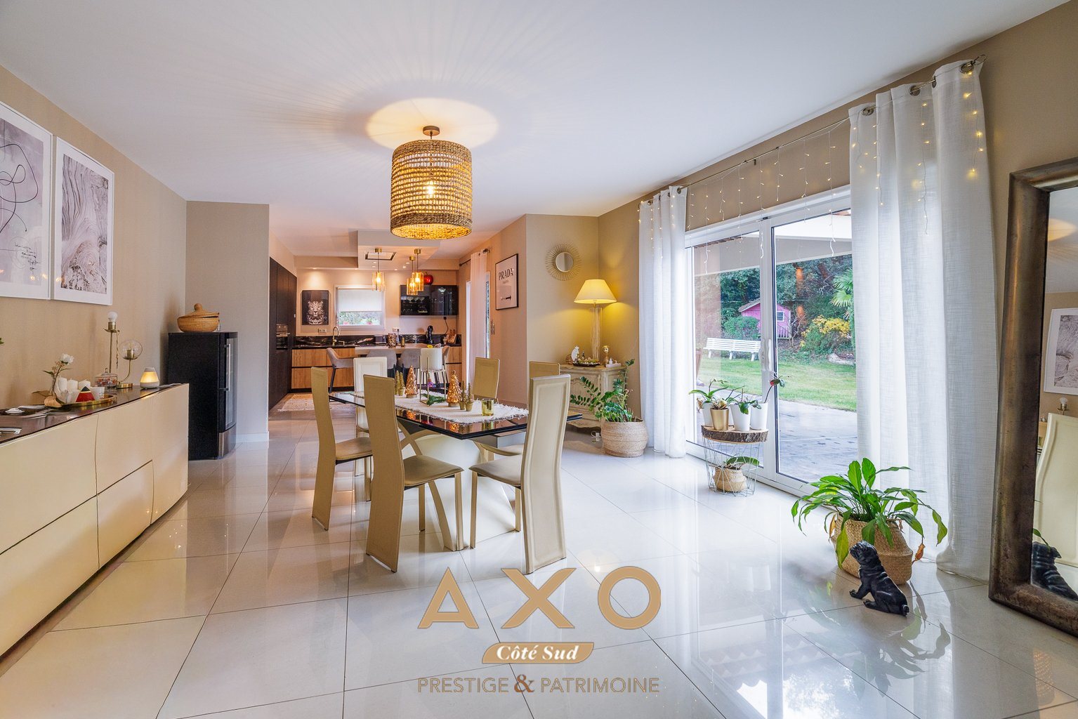 Maison à vendre, 220m², Simiane-Collongue