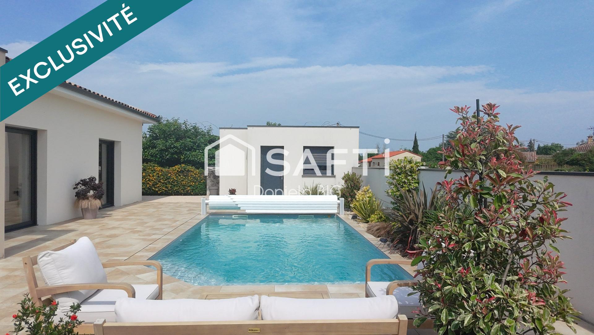 Purchase: Luxury property (09340)