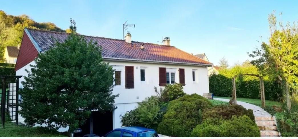 Casă cu 3 dormitoare cu subsol complet și grădină mare, aproape de Dieppe