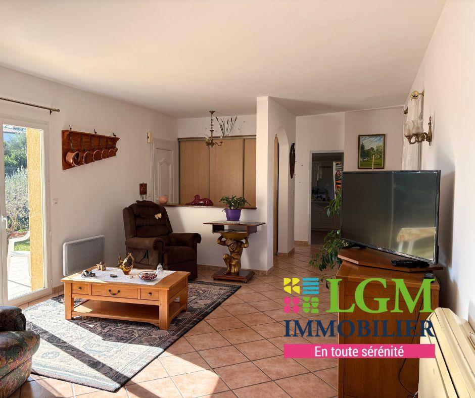 3 room house 89 m² with magnificent land