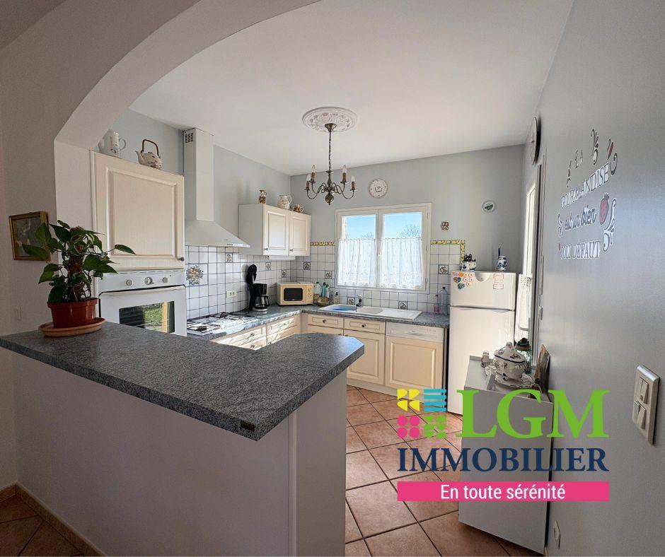 3 room house 89 m² with magnificent land