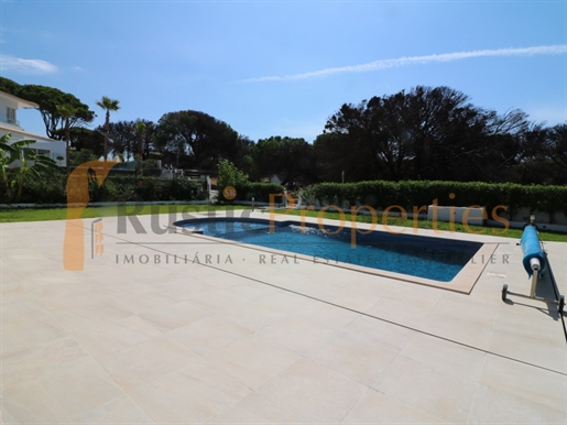 Luxe villa met 5 slaapkamers op 5 minuten van het strand van Vale do Lobo met zwembad. Rp01957v