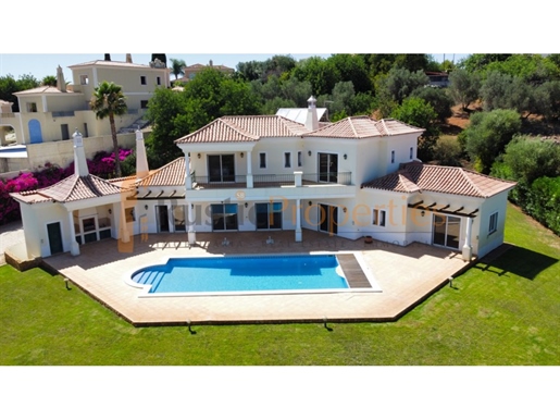 Lovely villa in Vale Formoso with 4 bedrooms and pool. Rps1917v