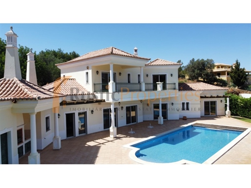Magnifique villa à Vale Formoso avec 4 chambres et piscine. Rps1917v