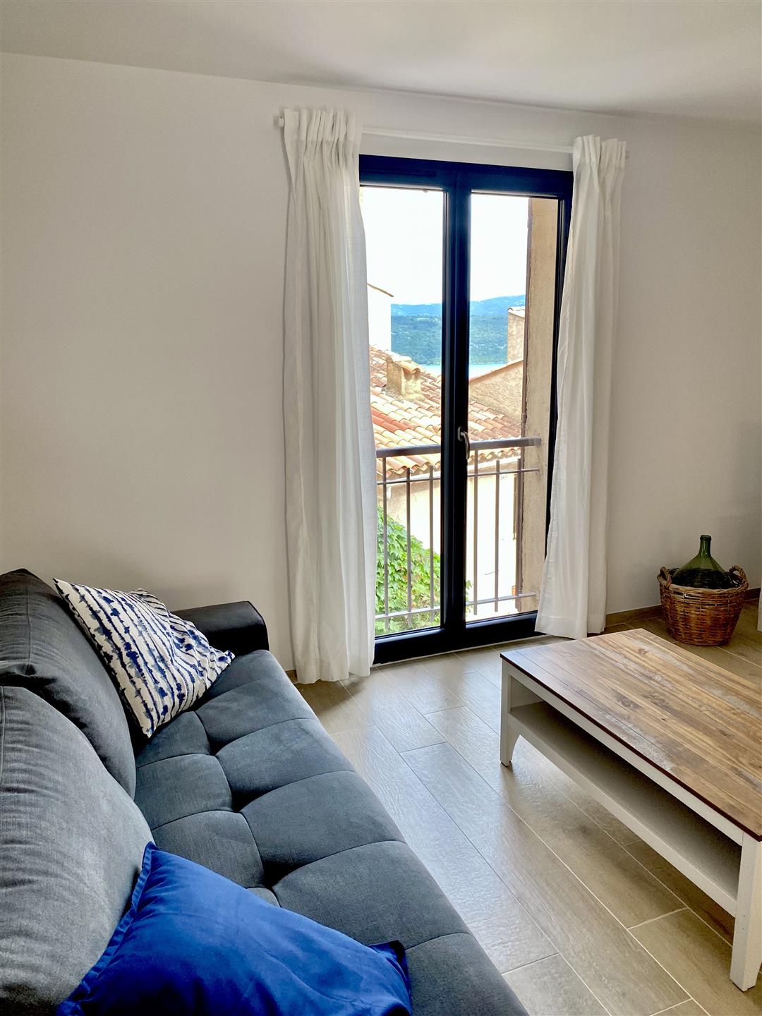  Magnificent apartment completely refurbished