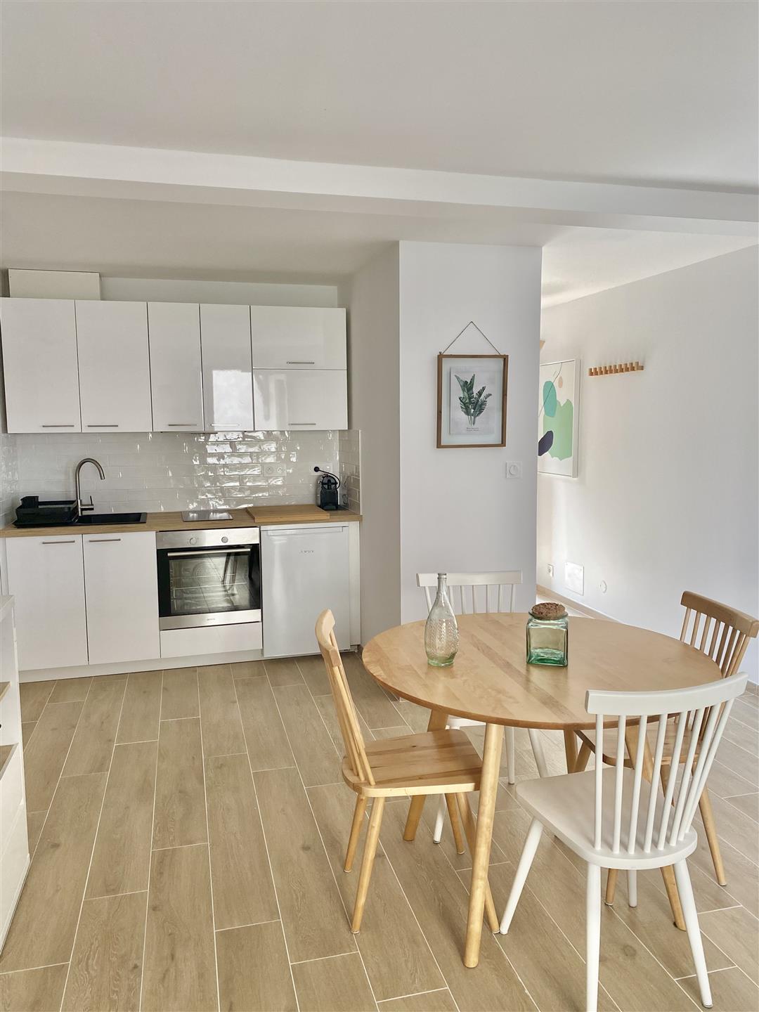  Magnificent apartment completely refurbished