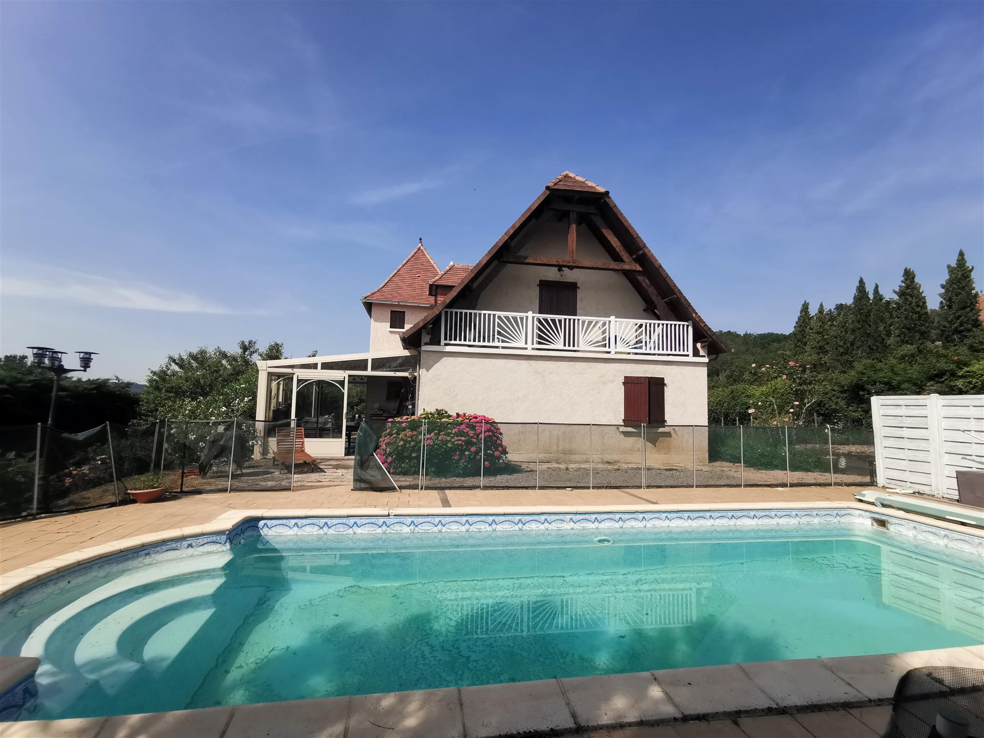 Quercy huis met zwembad - 155 m2