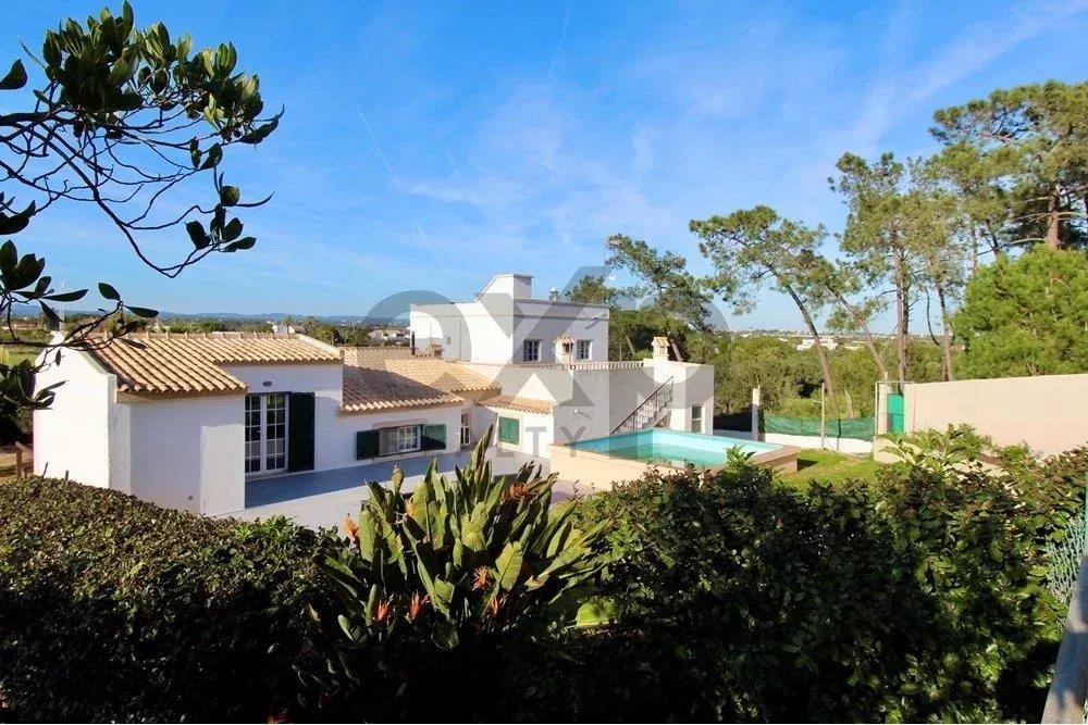 "Dream Villa: on the Ria Formosa"