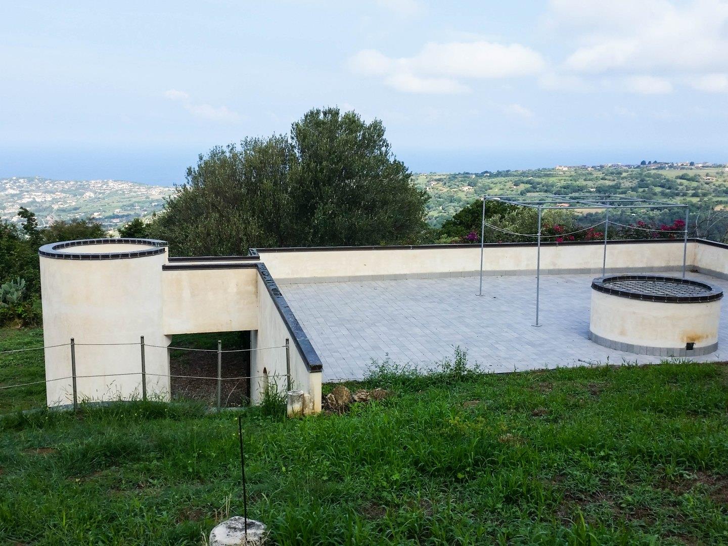 Calabria, Costa delgi Dei, villa overlooking the sea