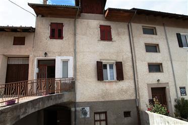 Flavon, votre maison ou un B&B ? Investissement sûr dans le Val di Non