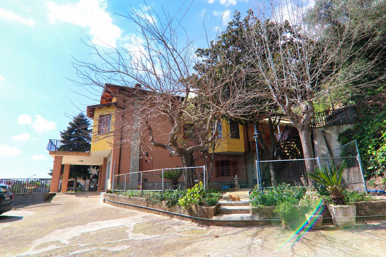 Eboli, your personal corner in Paradise 