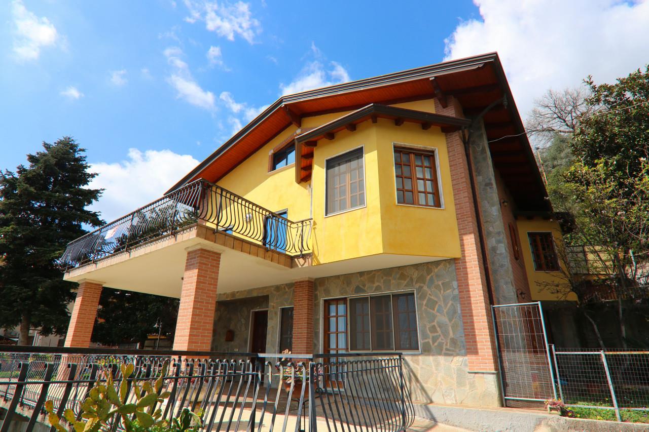 Eboli, your personal corner in Paradise 