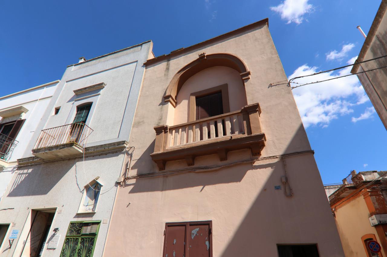 Historic Charm and Endless Potential: A Taurisano Gem in Salento