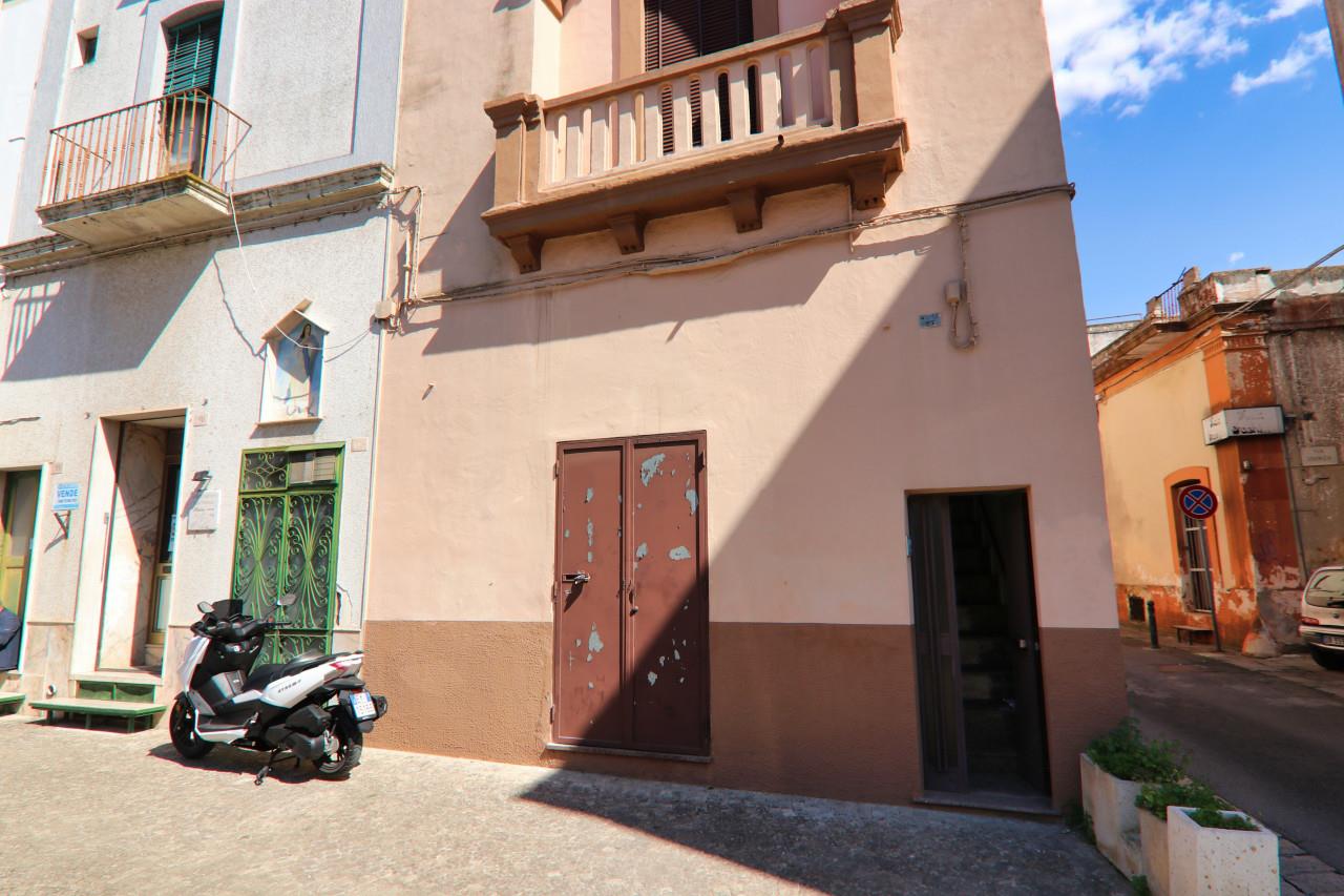 Historic Charm and Endless Potential: A Taurisano Gem in Salento