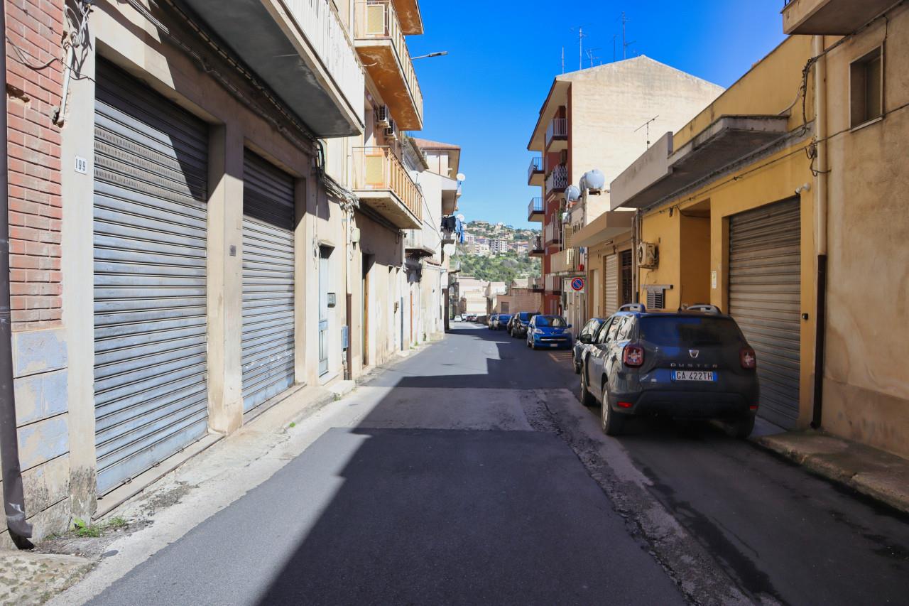 Modica, two apartments a single house
